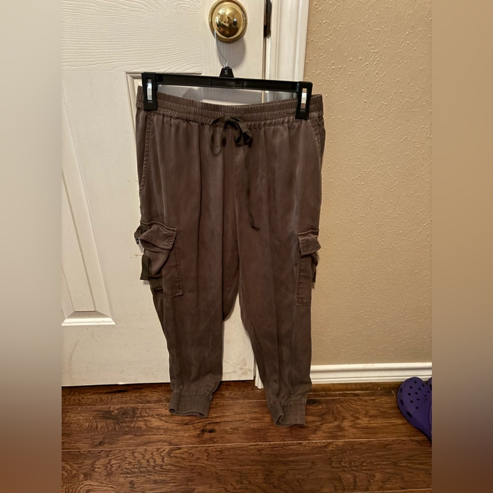 Army green cargo joggers